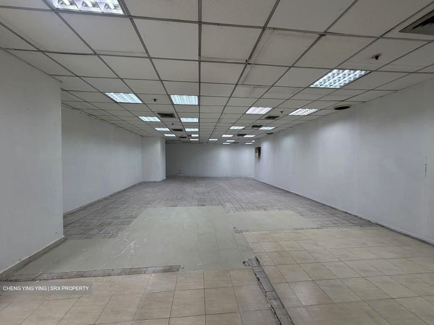 Parklane Shopping Mall (D7), Retail #579573251